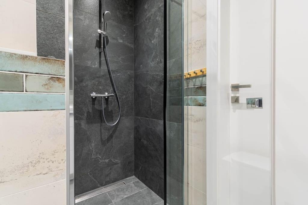 Olive Tree Apartment - Klimatyzacja - Air Conditioning-Self-Check-In Katowice Esterno foto